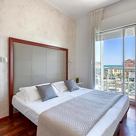 Hotell Imperiale 3*